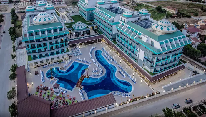 هتل سنسیتیو پرمیوم ریزورت اند اسپا آنتالیا